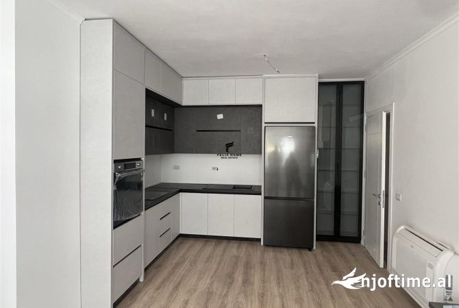 Shtepi ne shitje 2+1 ne Tirane - 130,000 Euro