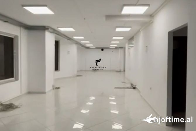 Ambient biznesi me qera 3+1 ne Tirane - 1,000 Euro