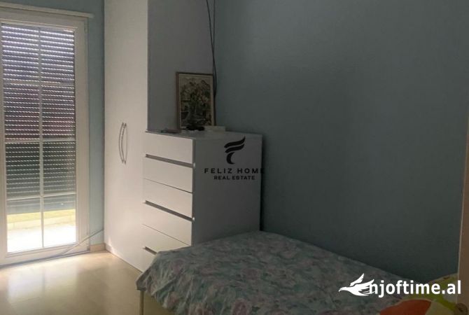 Shtepi me qera Apartament ne Tirane, 3+1, Mobilimi E mobiluar, Pagesa 850  Euro.