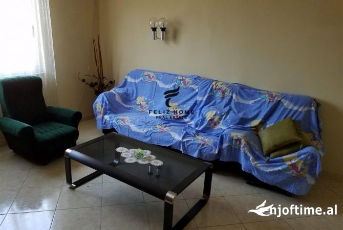 Shtepi me qera 2+1 ne Tirane - 400 Euro