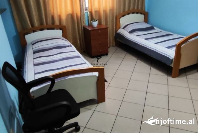Shtepi me qera 2+1 ne Tirane - 450 Euro