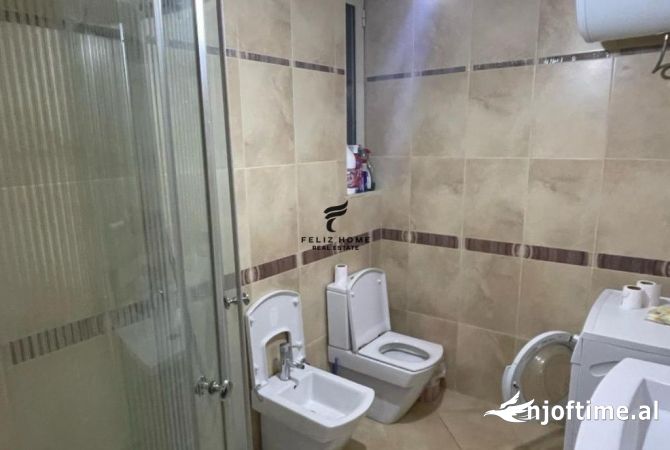 Shtepi me qera Apartament ne Tirane, 1+1, Mobilimi E mobiluar, Pagesa 600  Euro.