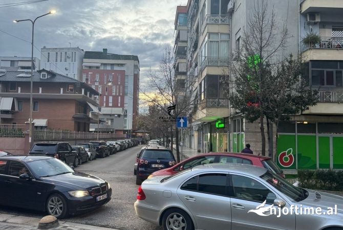 Ambient biznesi me qera 1+1 ne Tirane - 500 Euro