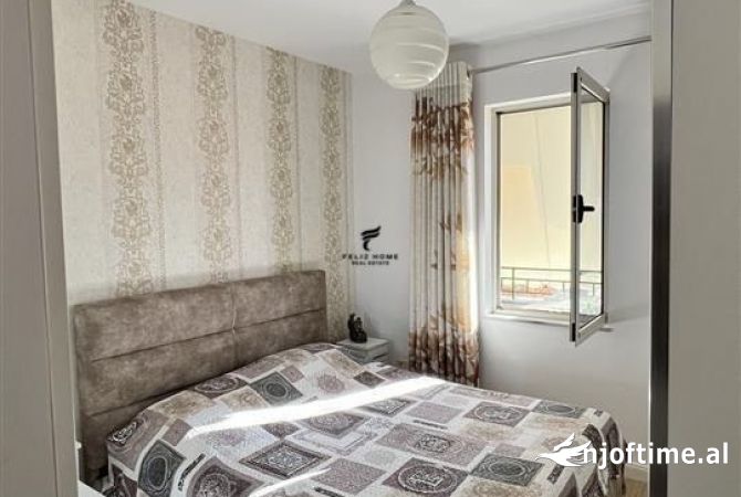 Shtepi me qera 3+1 ne Tirane - 900 Euro