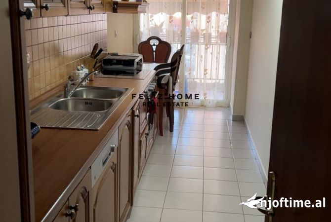 Shtepi ne shitje 3+1 ne Tirane - 290,000 Euro
