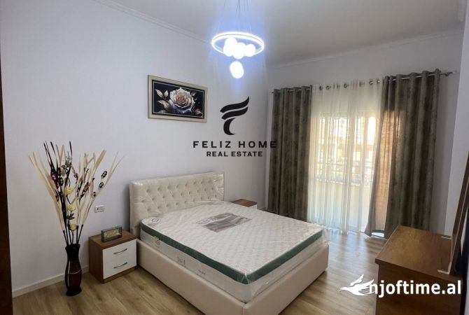 Shtepi ne shitje Apartament ne Tirane, 2+1, Mobilimi E mobiluar, Pagesa 145,000  Euro.