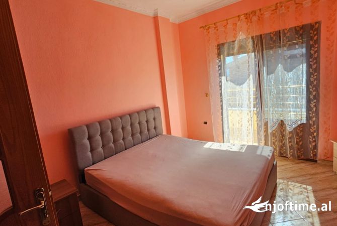 Shtepi me qera 2+1 ne Tirane - 37,000 Leke
