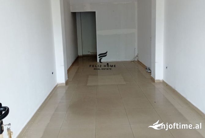 Ambient biznesi me qera 1+1 ne Tirane - 40,000 Leke