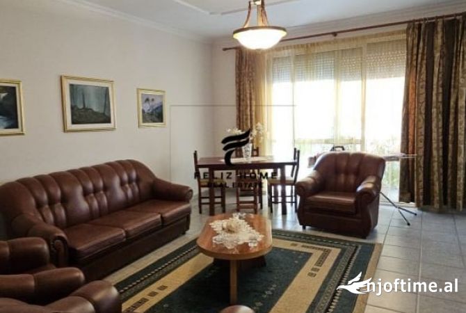 Shtepi me qera 3+1 ne Tirane - 70,000 Leke