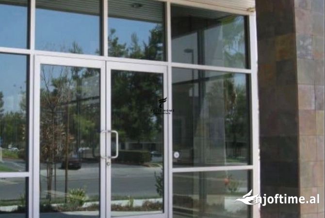Ambient biznesi me qera 1+1 ne Tirane - 500 Euro