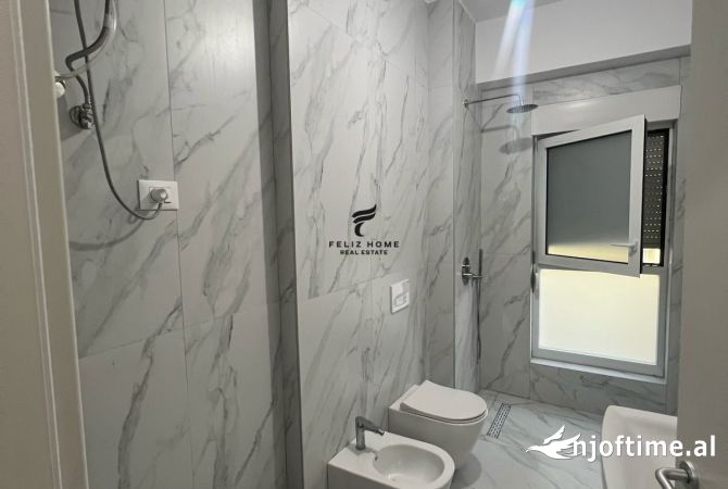 Shtepi ne shitje Apartament ne Tirane, 1+1, Mobilimi Pjeserisht e mobiluar, Pagesa 97,000  Euro.