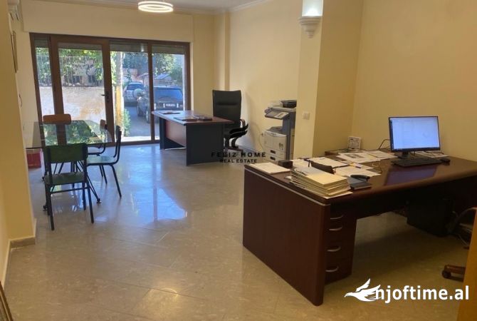 Ambient biznesi ne shitje 1+1 ne Tirane - 86,000 Euro