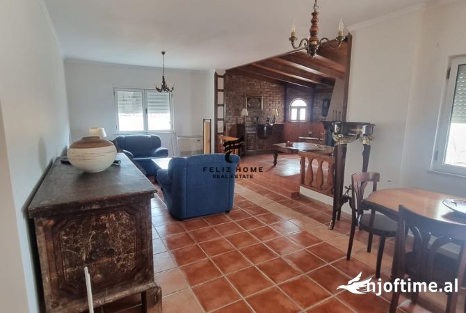 Ambient biznesi me qera 3+1 ne Tirane - 1,800 Euro