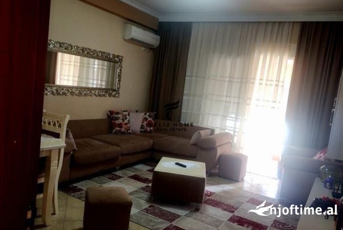 Shtepi ne shitje 1+1 ne Tirane - 100,000 Euro