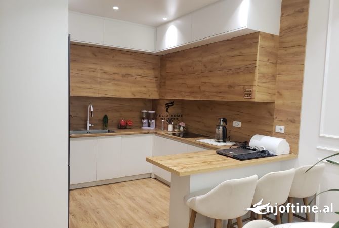 Shtepi ne shitje 2+1 ne Tirane - 250,000 Euro