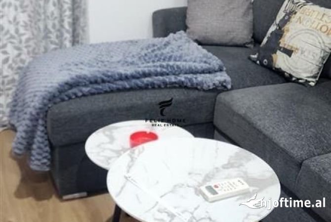 Shtepi me qera Garsoniere ne Tirane - 370 Euro