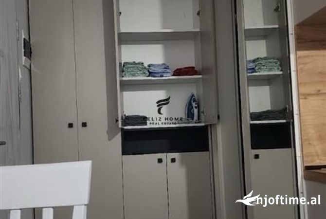 Shtepi me qera Apartament ne Tirane, Garsoniere, Mobilimi E mobiluar, Pagesa 370  Euro.