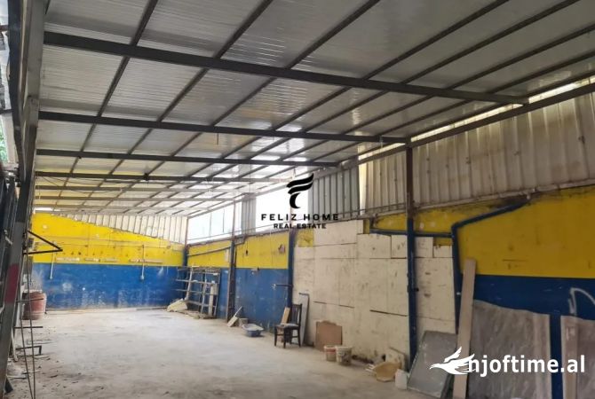 MAGAZINE ME QERA 230 M2 ASTIR 2.000 EURO