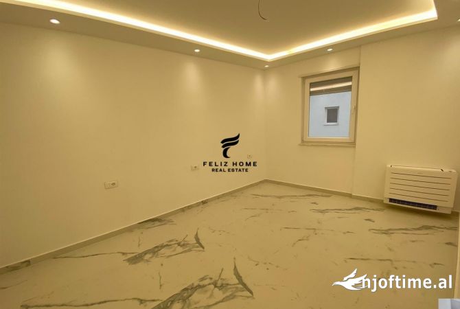 Ambient biznesi me qera 3+1 ne Tirane - 1,100 Euro