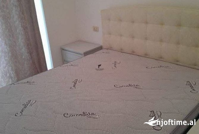 Shtepi me qera 2+1 ne Tirane - 600 Euro
