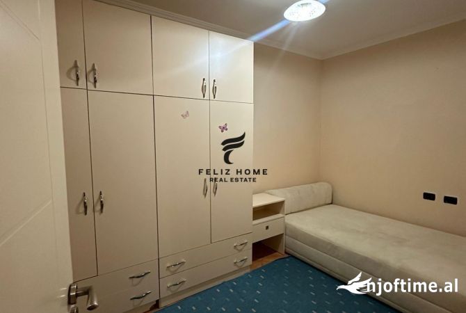 Shtepi me qera Apartament ne Tirane, 2+1, Mobilimi E mobiluar, Pagesa 550  Euro.