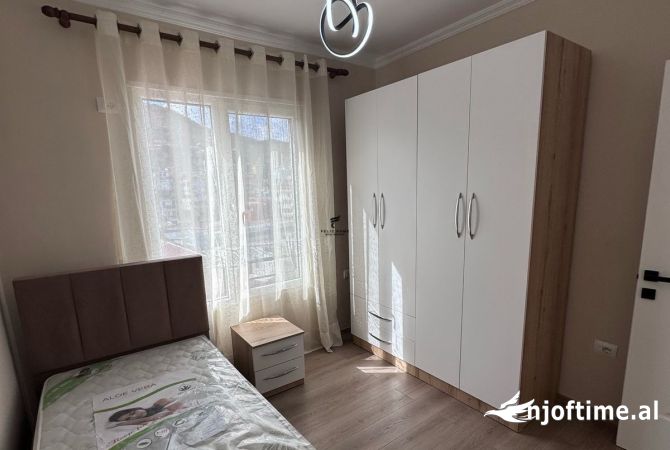 Shtepi me qera 2+1 ne Tirane - 500 Euro