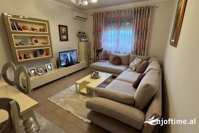 Shtepi ne shitje 2+1 ne Tirane - 105,000 Euro