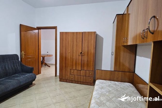Shtepi me qera 2+1 ne Tirane - 450 Euro