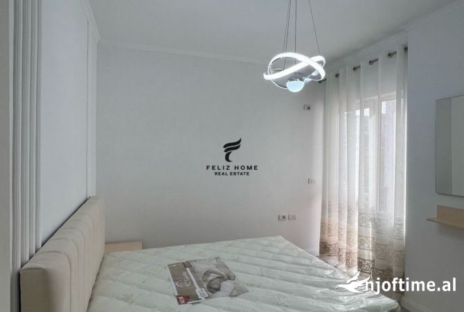 Shtepi ne shitje Apartament ne Tirane, 2+1, Mobilimi E mobiluar, Pagesa 138,000  Euro.