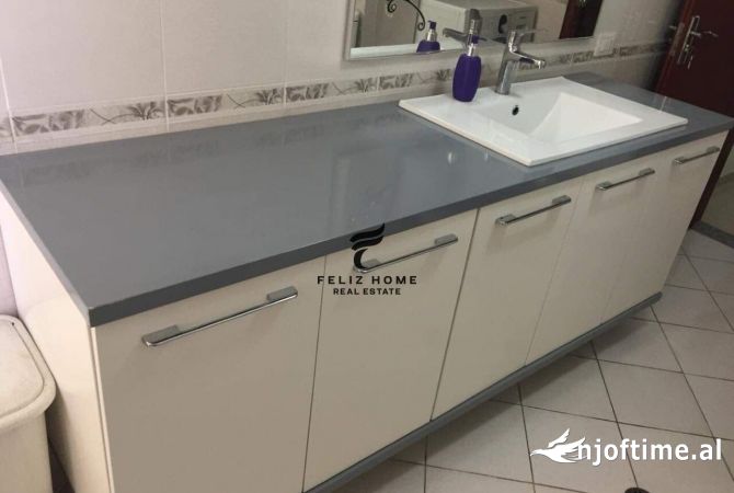 Shtepi me qera Apartament ne Tirane, 1+1, Mobilimi E mobiluar, Pagesa 40,000  Leke.