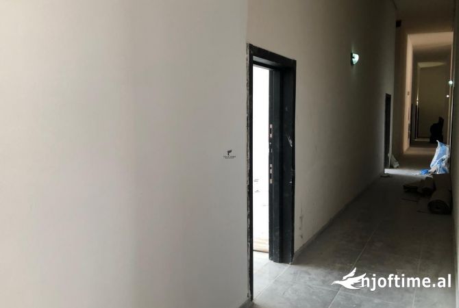 DYQAN ME QERA 89 M2 XHAMLLIK 600 EURO