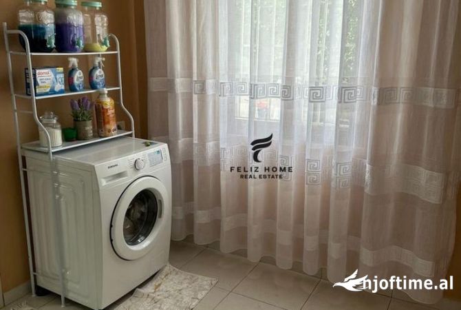 Shtepi ne shitje Shtepi Private ne Tirane, 1+1, Mobilimi E mobiluar, Pagesa 180,000  Euro.