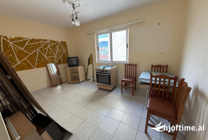 Shtepi ne shitje 2+1 ne Tirane - 140,000 Euro