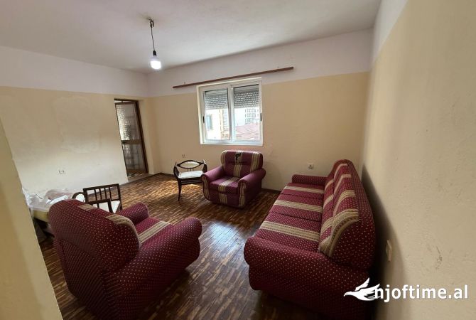 Shtepi ne shitje 2+1 ne Tirane - 140,000 Euro