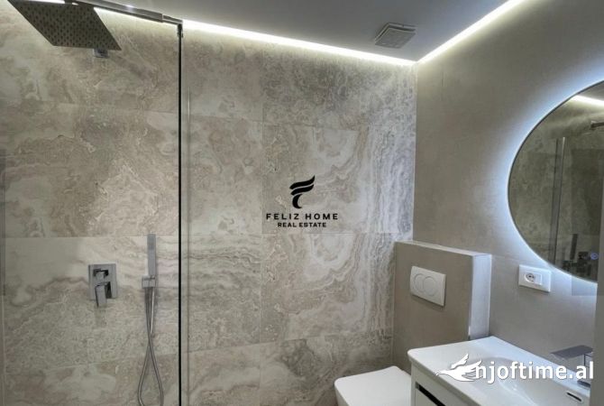 Shtepi ne shitje Apartament ne Tirane, 2+1, Mobilimi Bosh, pa mobiluar, Pagesa 237,000  Euro.