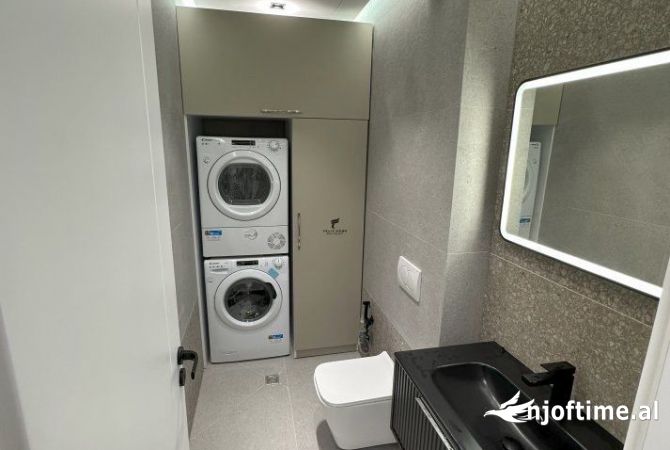 Shtepi me qera Apartament ne Tirane, 2+1, Mobilimi E mobiluar, Pagesa 1,000  Euro.