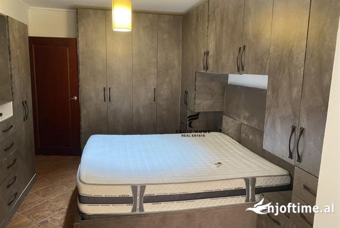 Shtepi me qera 1+1 ne Tirane - 700 Euro