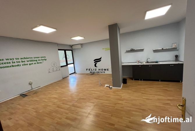 Ambient biznesi me qera 1+1 ne Tirane - 1,000 Euro