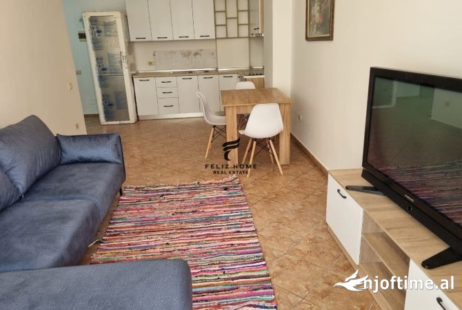 Shtepi me qera 2+1 ne Tirane - 48,000 Leke