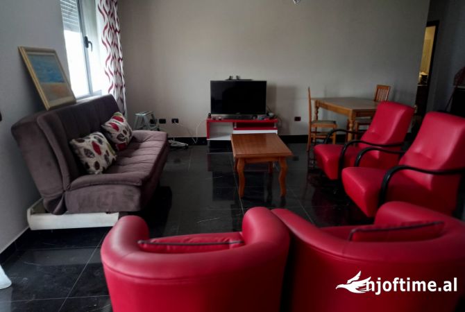 Shtepi me qera 3+1 ne Tirane - 650 Euro