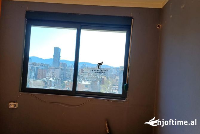 Ambient biznesi me qera 3+1 ne Tirane - 50,000 Leke