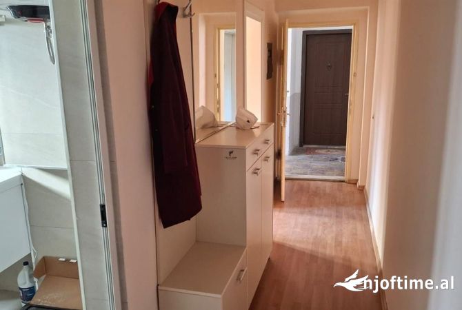 Shtepi me qera 2+1 ne Tirane - 700 Euro