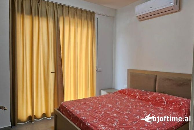 Shtepi me qera Apartament ne Tirane, 1+1, Mobilimi E mobiluar, Pagesa 400  Euro.