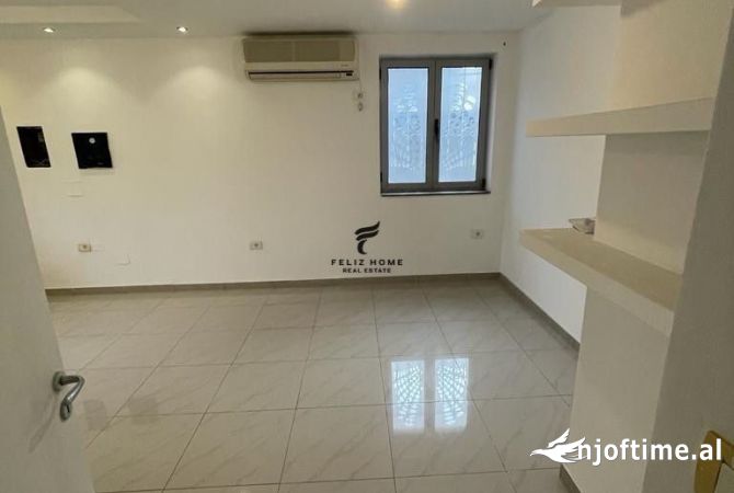Ambient biznesi me qera 3+1 ne Tirane - 800 Euro