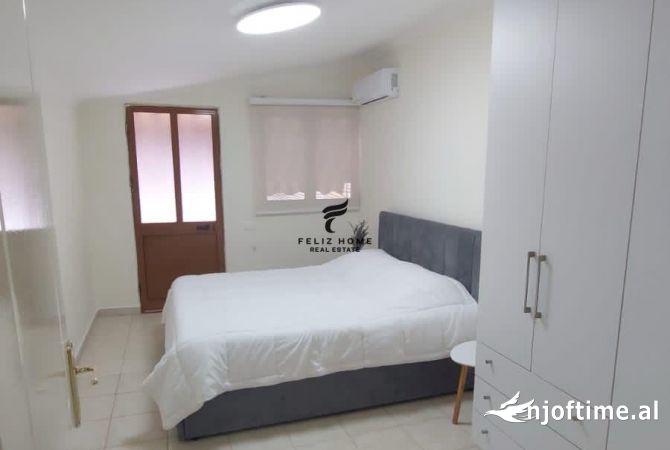 Shtepi me qera Apartament ne Tirane, 2+1, Mobilimi E mobiluar, Pagesa 65,000  Leke.