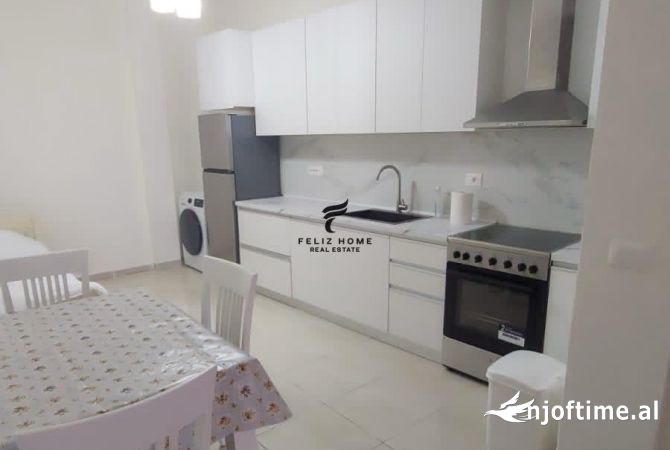Shtepi me qera Apartament ne Tirane, 2+1, Mobilimi E mobiluar, Pagesa 65,000  Leke.