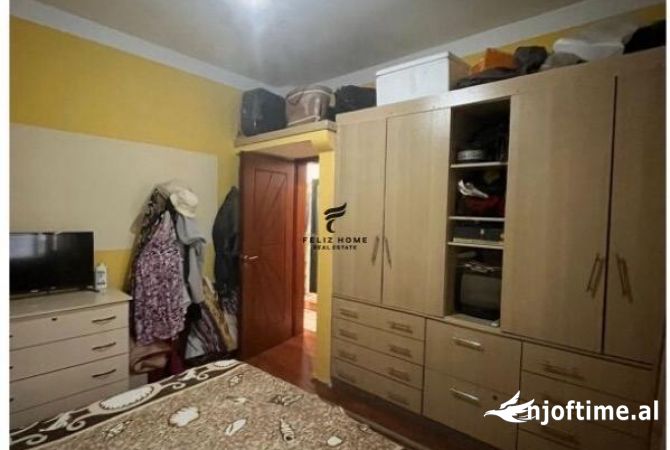 Shtepi ne shitje Shtepi Private ne Tirane, 2+1, Mobilimi E mobiluar, Pagesa 350,000  Euro.