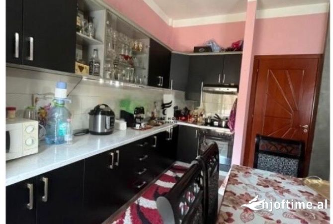 Shtepi ne shitje 2+1 ne Tirane - 350,000 Euro
