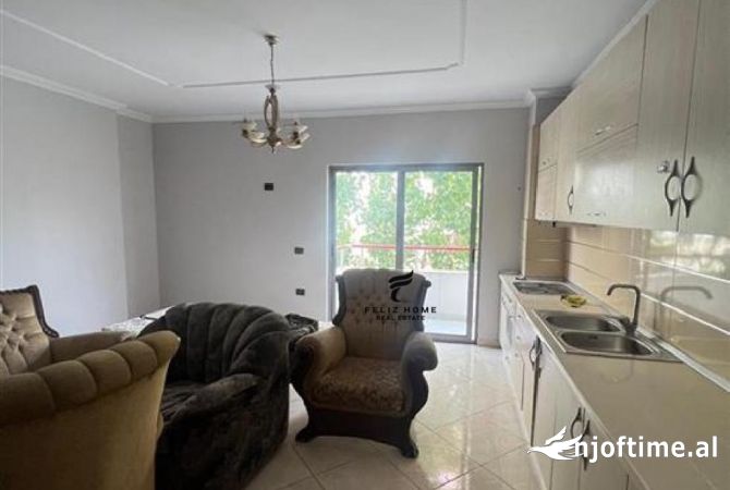 Shtepi me qera 2+1 ne Tirane - 500 Euro