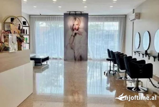 Ambient biznesi me qera 1+1 ne Tirane - 1,600 Euro